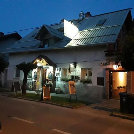 Hostel Piero Ljubljana Dış mekan fotoğraf